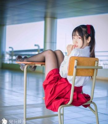 超级喜欢你的100个女朋友