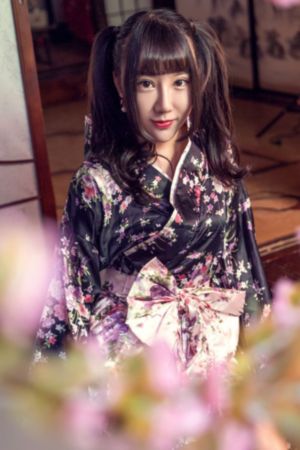 女大学生的沙龙室5