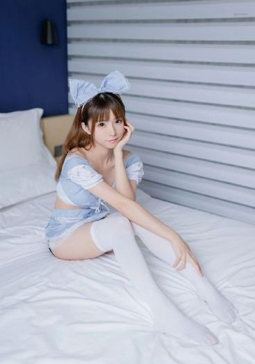 撕掉她的衣服 全光版